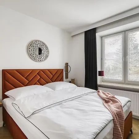Piekny Apartament Fredola Варшава Екстер'єр фото