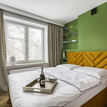 Piekny Apartament Fredola Варшава Екстер'єр фото