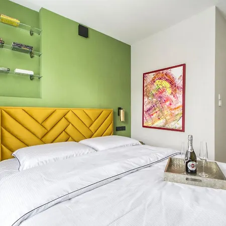 Piekny Apartament Fredola Варшава Екстер'єр фото